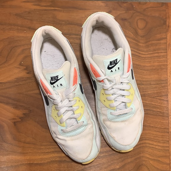 Nike Air Max 90 Summit White Bright Mango Barely Green Sneaker Shoes Size 9.5 - Picture 3 of 7